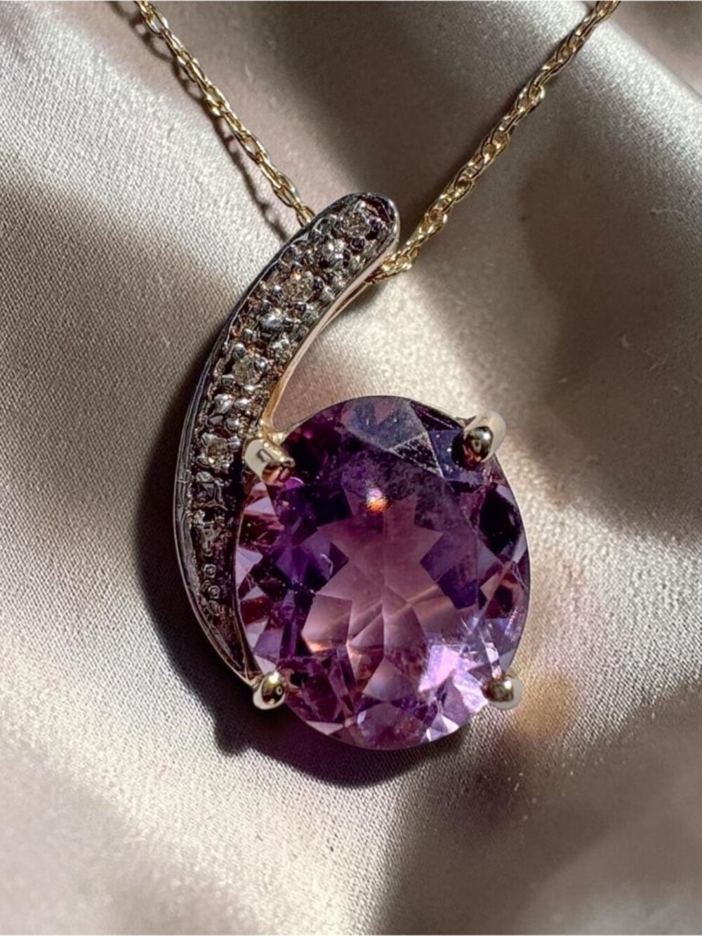 10K Gold Natural Amethyst & Diamond Necklace Large Oval Cut 10ct t.w. 18" 6.1g